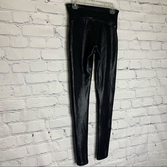Spanx black faux leather leggings - Picture 9 of 16